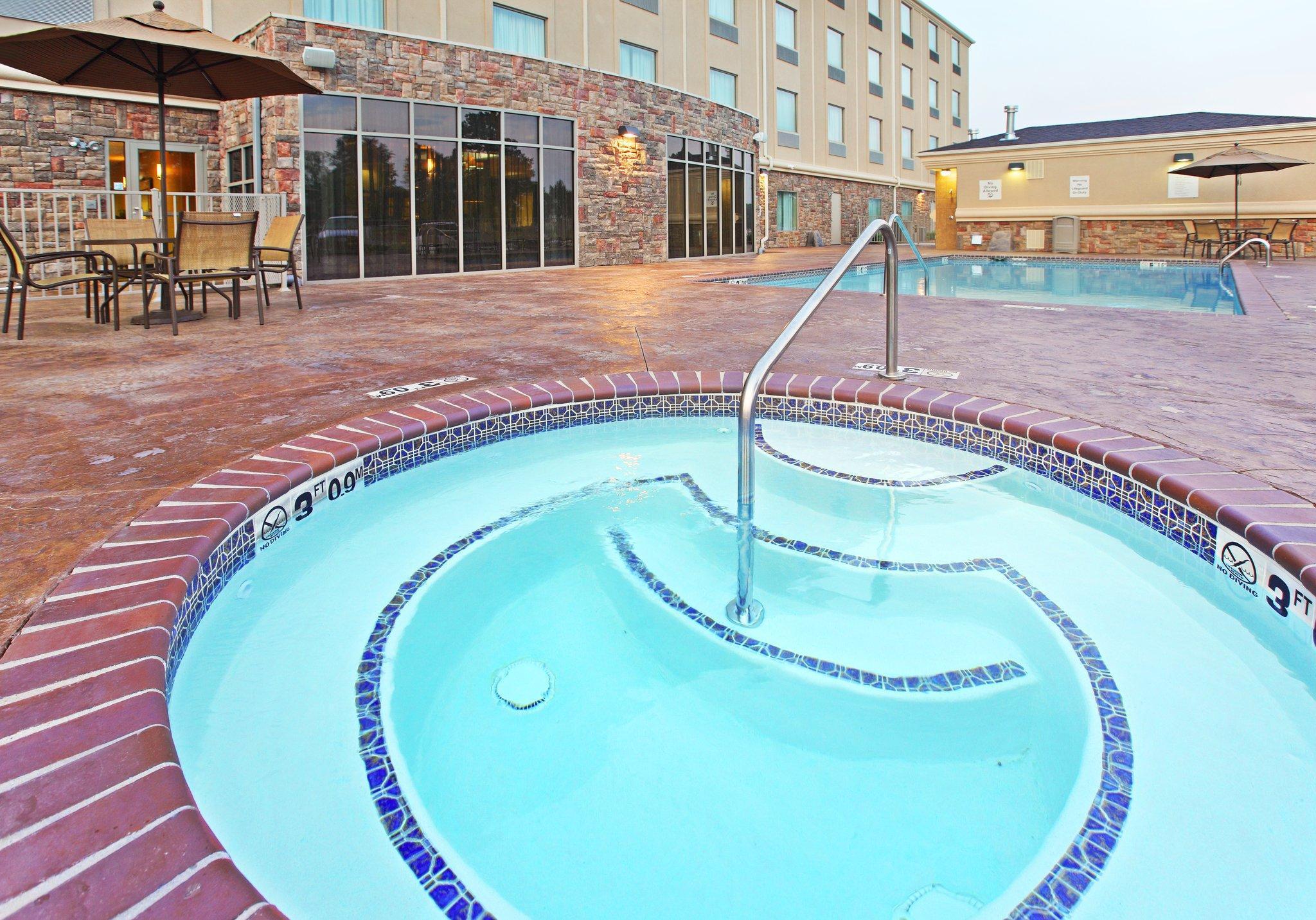 Holiday Inn Express & Suites Searcy By Ihg Extérieur photo