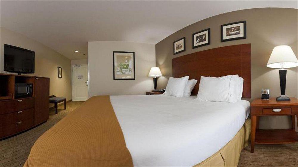 Holiday Inn Express & Suites Searcy By Ihg Extérieur photo